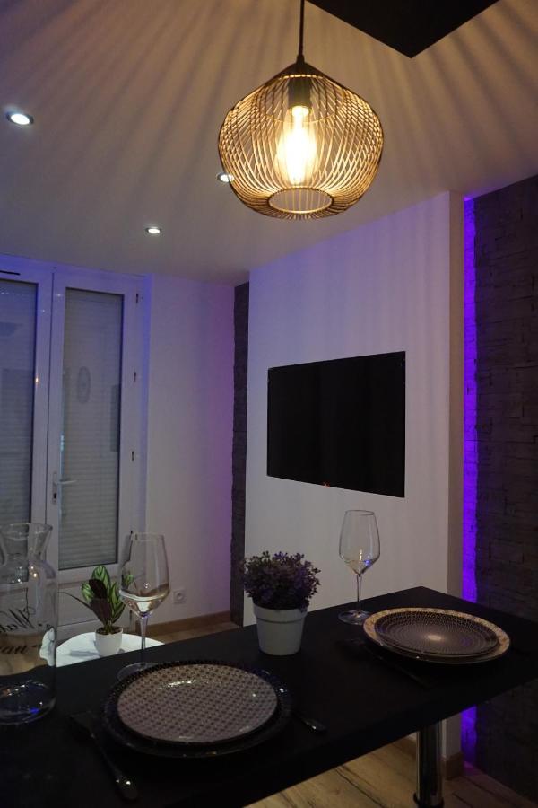 Appart Chic & Moderne Avec Balcon ラ・ロッシュ＝シュル＝ヨン エクステリア 写真