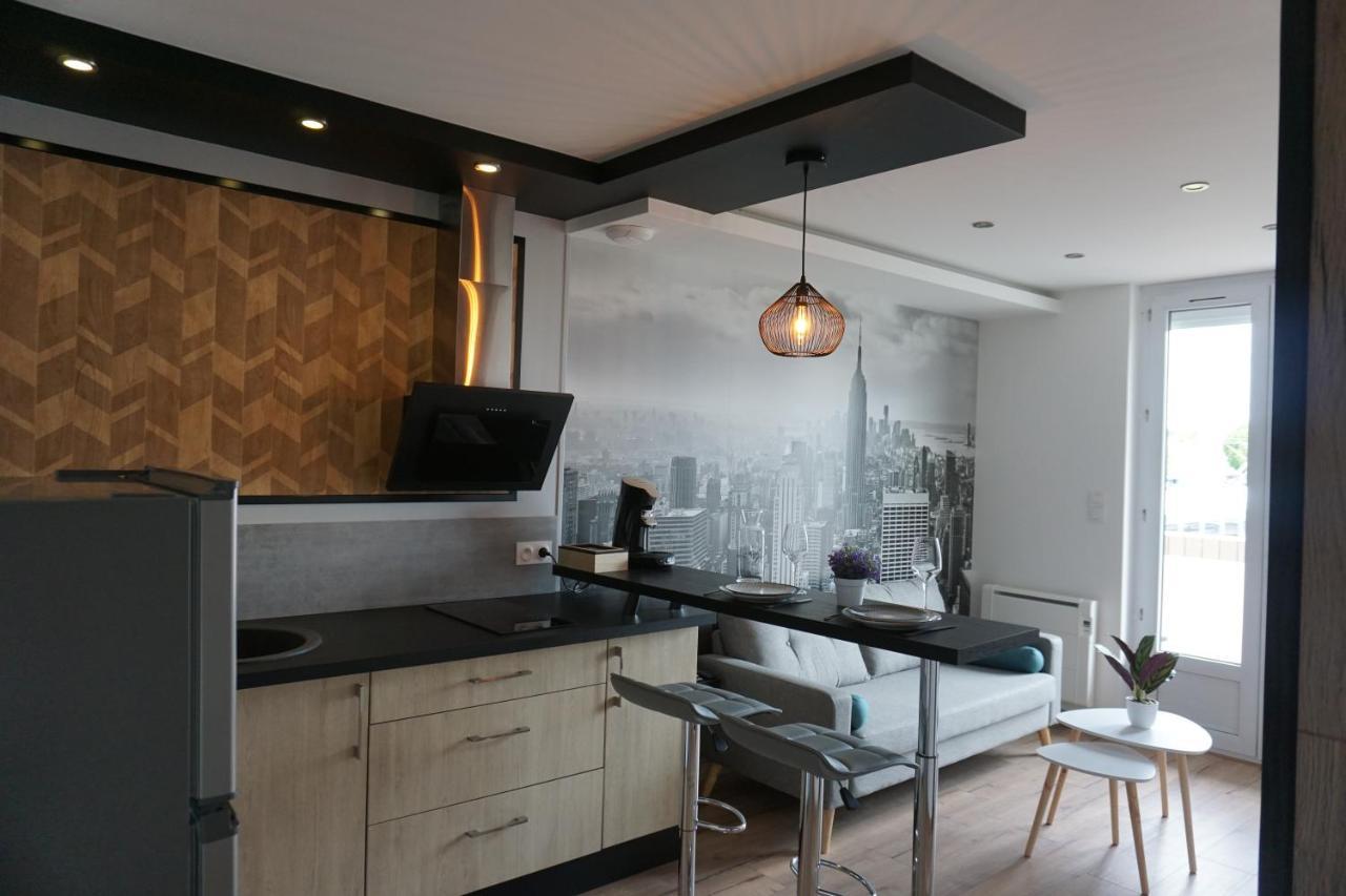 Appart Chic & Moderne Avec Balcon ラ・ロッシュ＝シュル＝ヨン エクステリア 写真